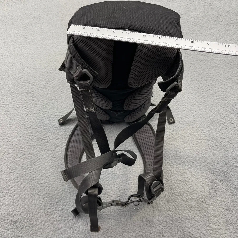 CamelBak M.U.L.E. Black Hydration Backpack & Unbottle Insulated Sleeve Combo Set